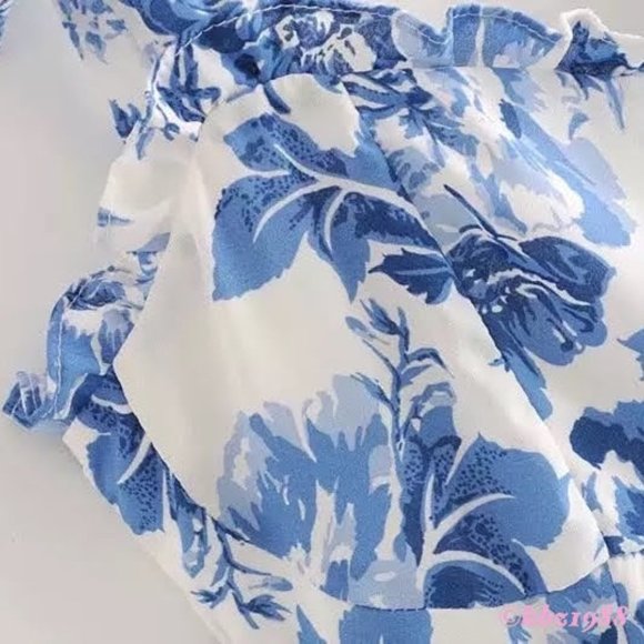 🎉HP🎉 REFORMATION Nikita Blue White Floral Dress - Picture 7 of 16